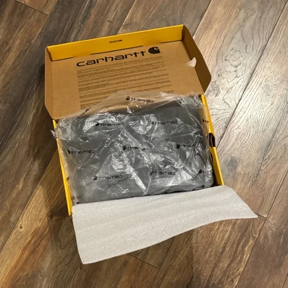 Brand new carhartt composite toe sneakers - Picture 3 of 4